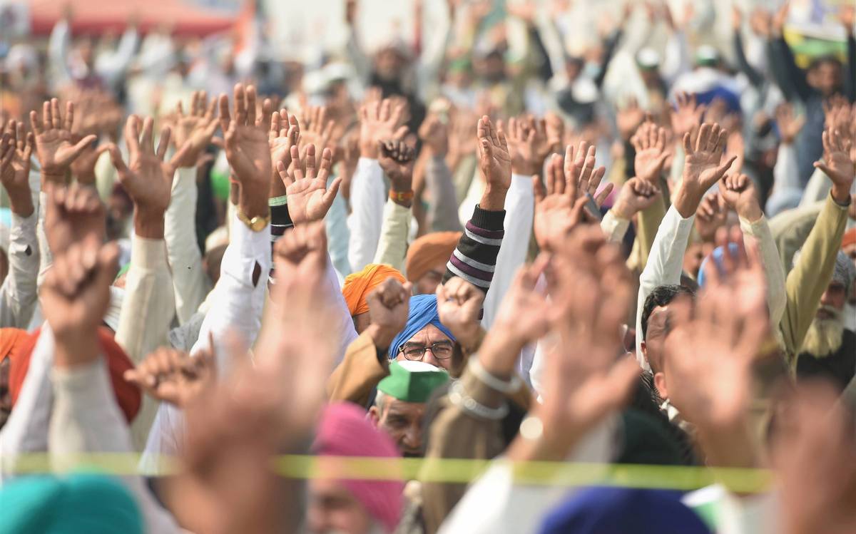 vbk-Farmers-protest-at-Ghazipur-border-ptijpg.jpg