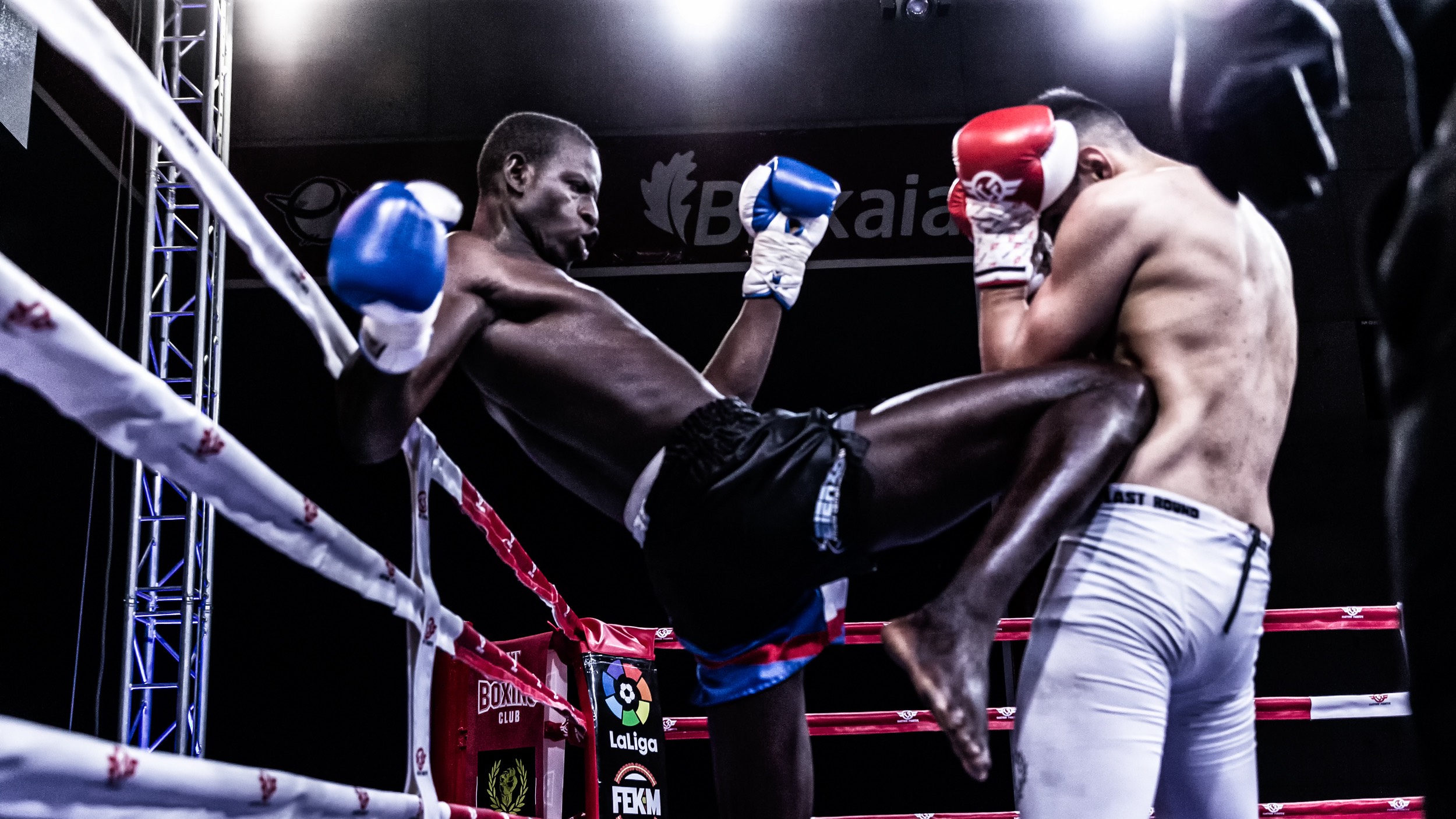 Spain's Muay Thai champion: From refugee to Olympic hopeful
