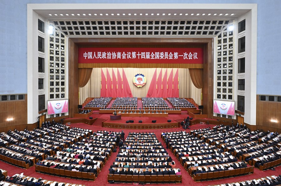 China opens ＂two sessions＂ with confidence for new modernization drive