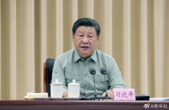 习近平在视察驻陕