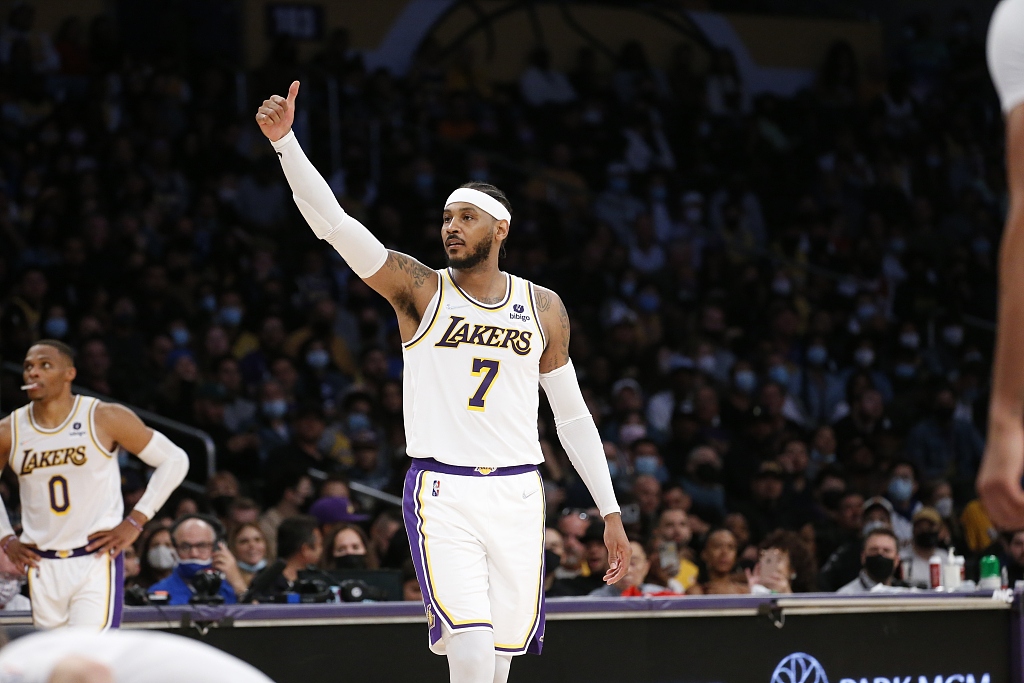 NBA highlights on Oct. 24: Lakers claim first win on Melo's record night