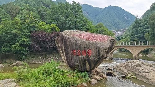 姜子牙钓鱼台：藏